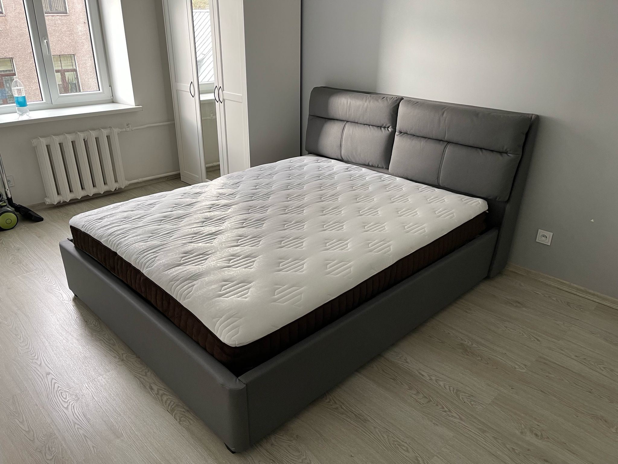 Gulta ar veļas kasti Aurora - Image 4